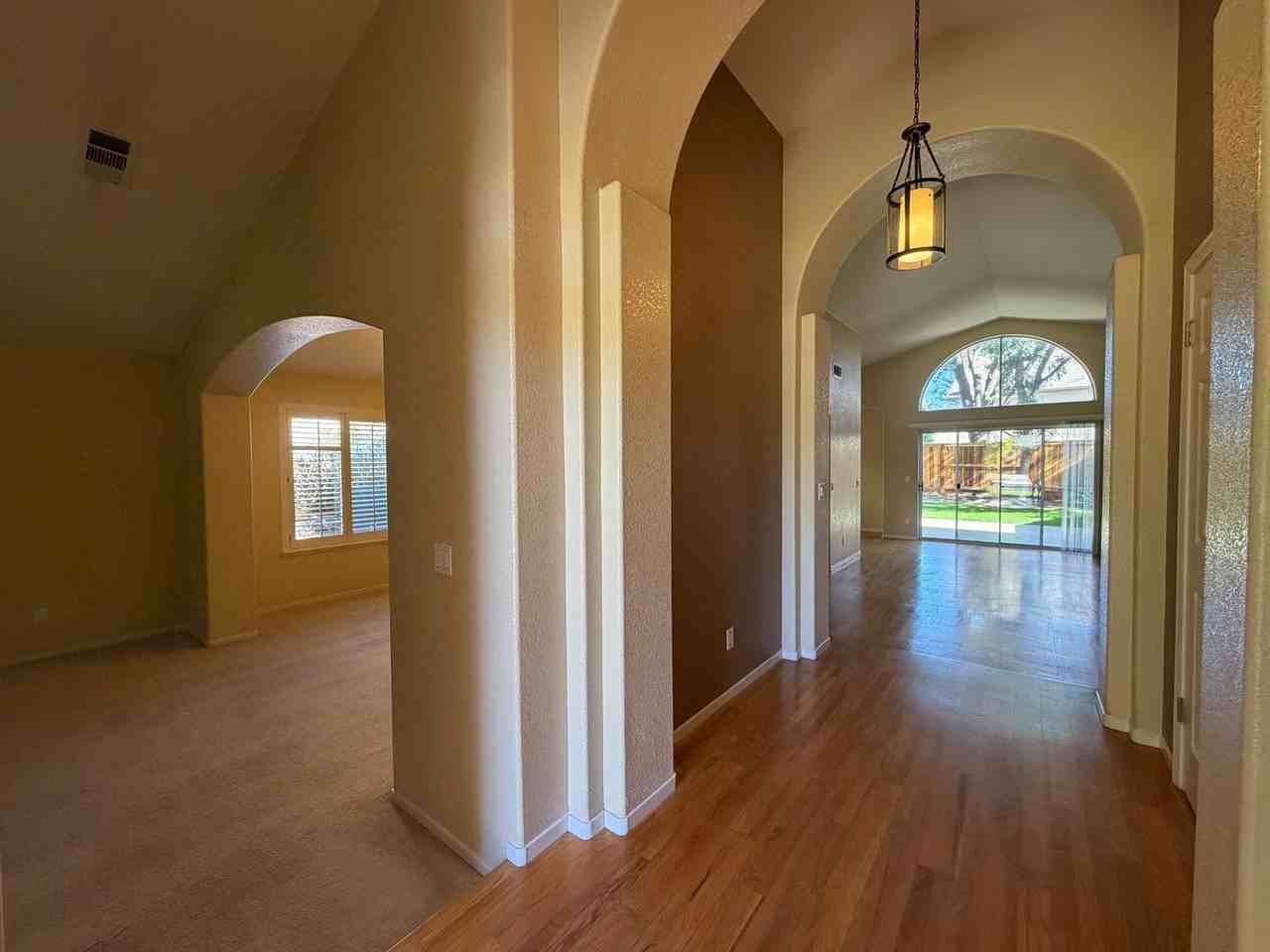 3263 Magnolia Ave - Photo 3 of 21