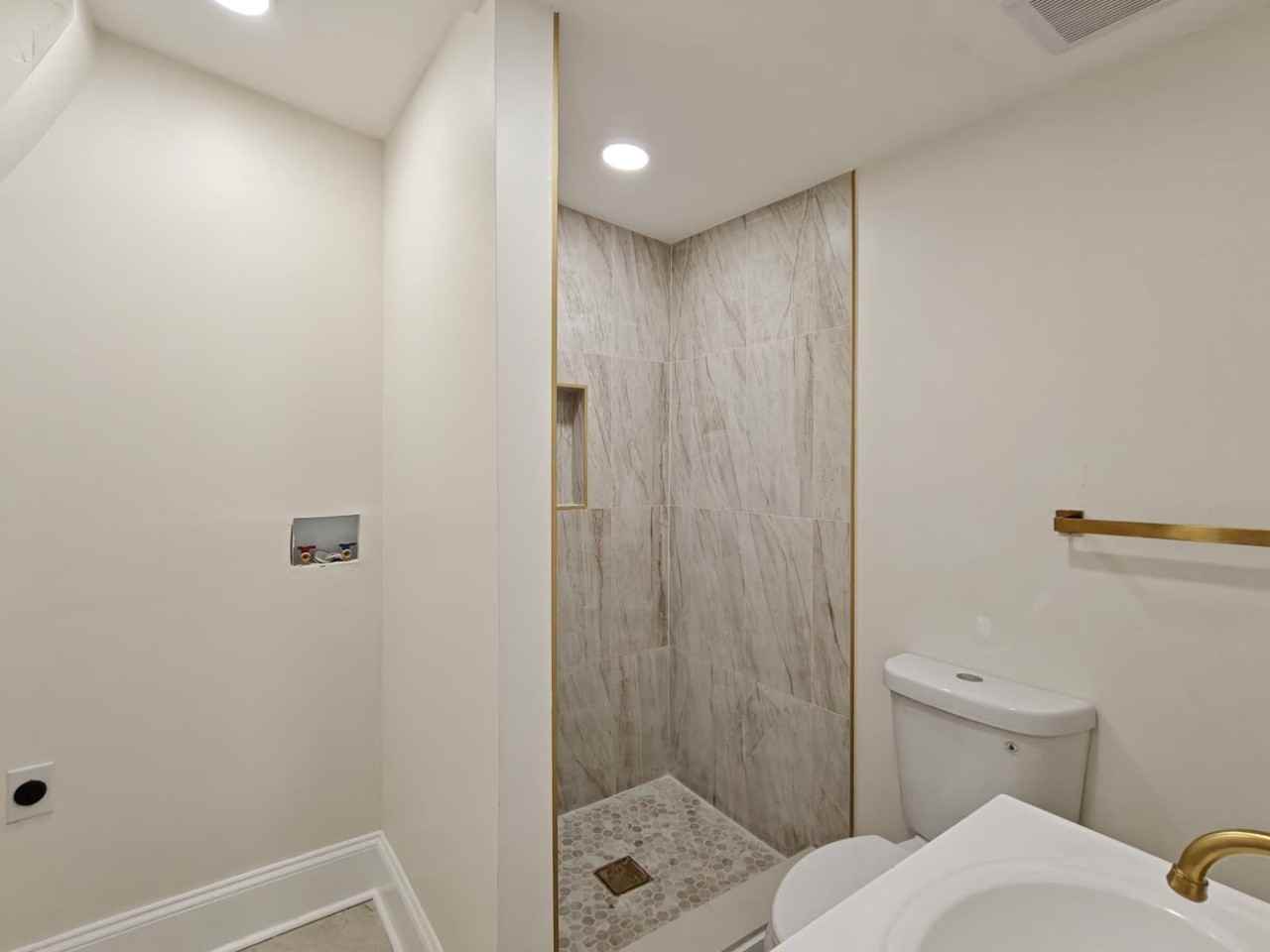 4906 Brown St - Photo 6 of 14