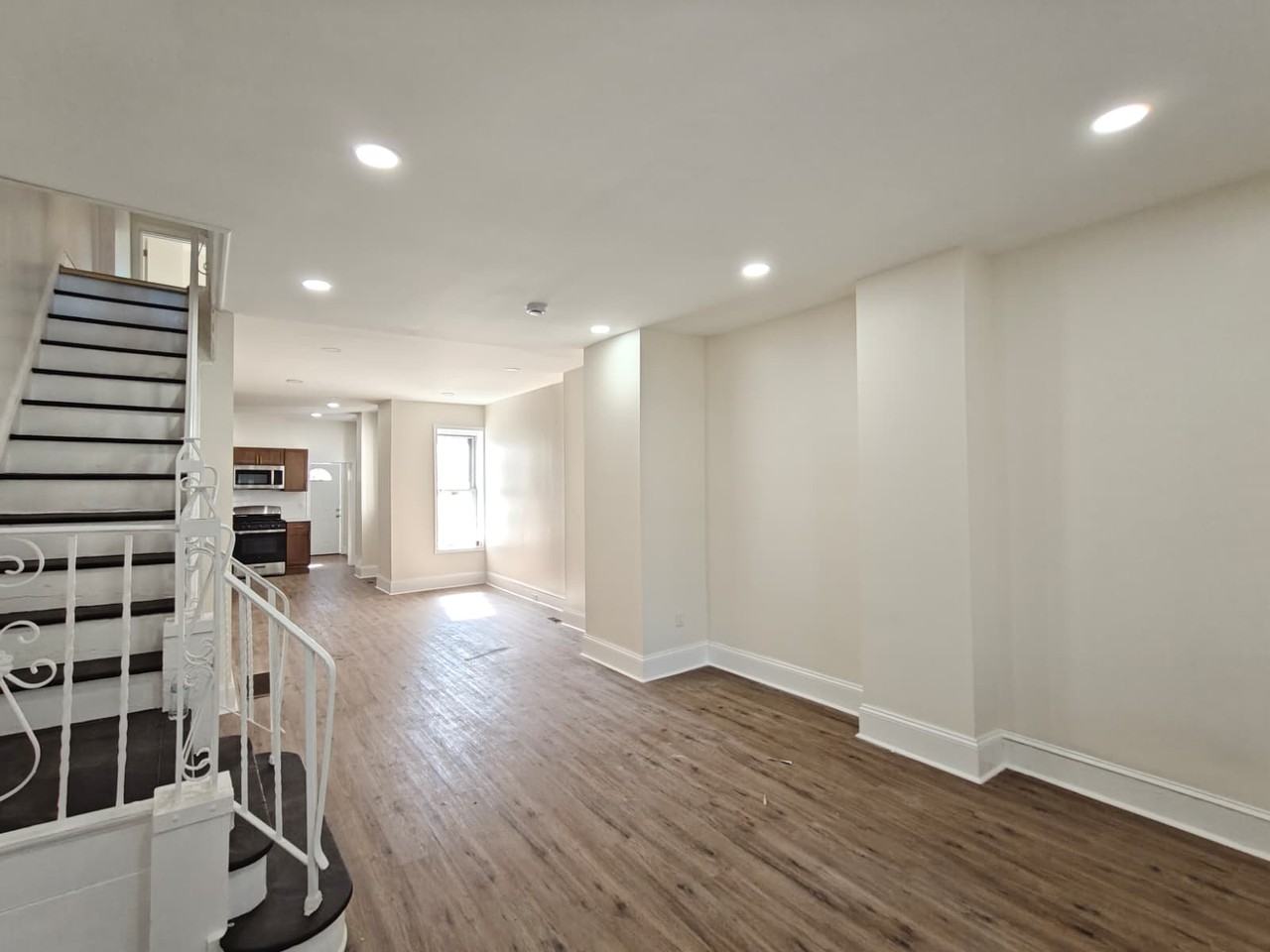 4906 Brown St - Photo 4 of 14