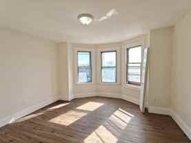 1129 W Westmoreland St - Photo 1 of 1