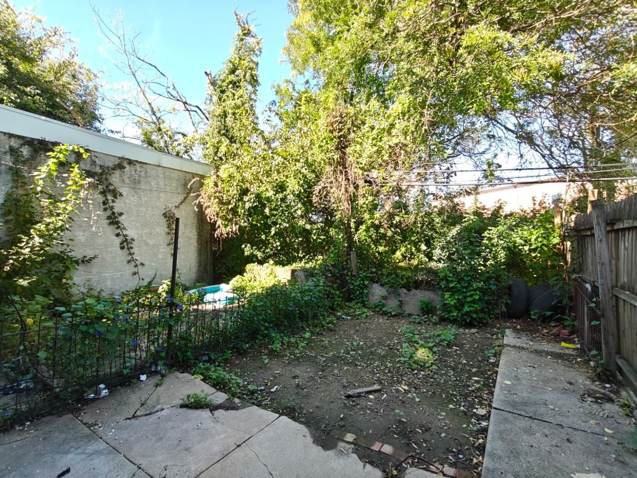 1129 W Westmoreland St - Photo 6 of 12