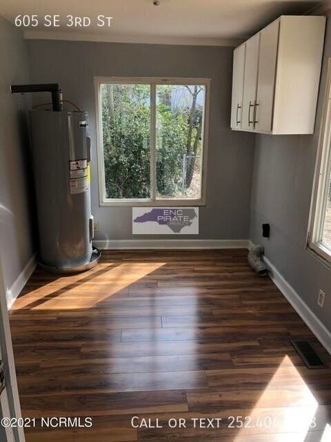 605 Se Third St - Photo 4 of 20