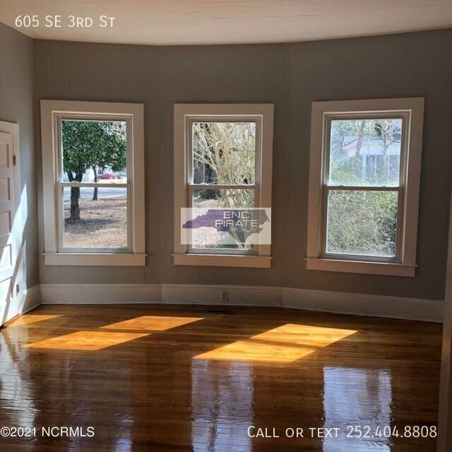 605 Se Third St - Photo 6 of 20