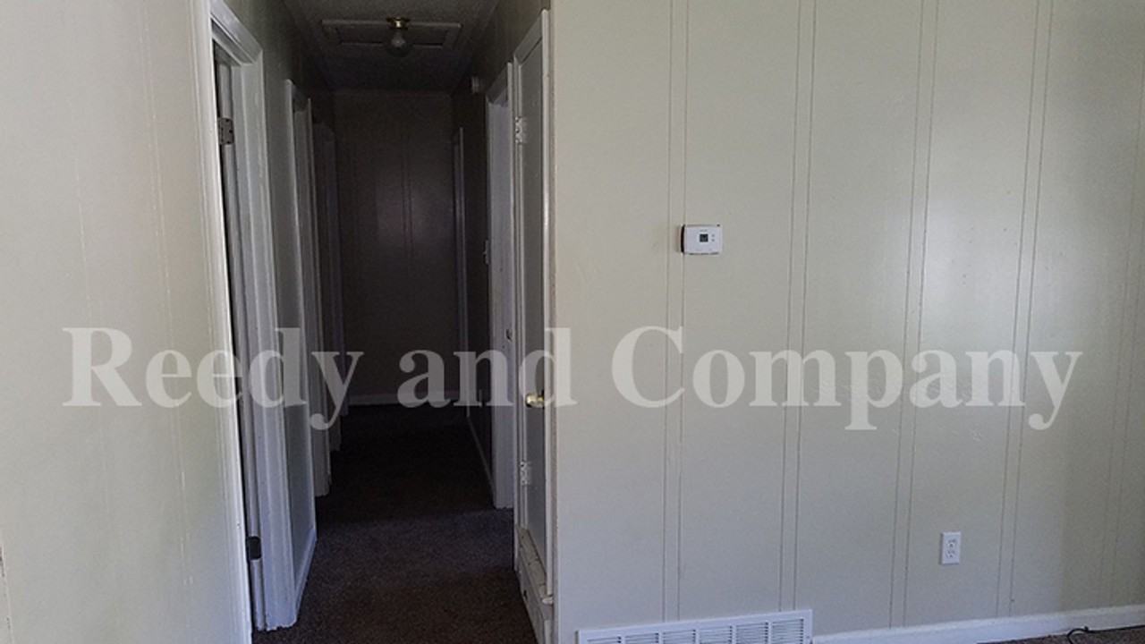 4210 Clydesdale Dr - Photo 6 of 16