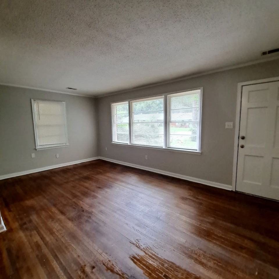 4514 Dunn Ave - Photo 6 of 9