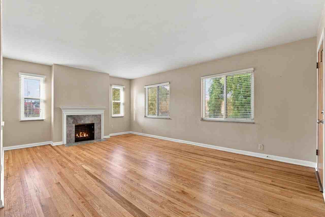 3666 N High St #C - Photo 4 of 44