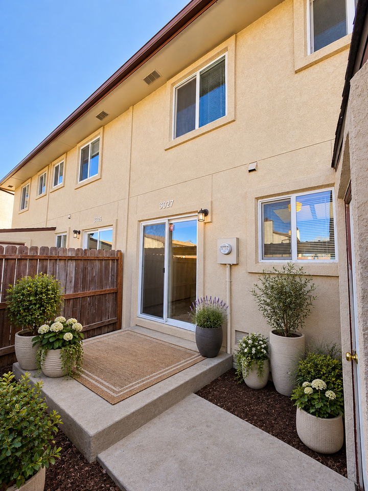 3163 Starlight Cir - Photo 4 of 9
