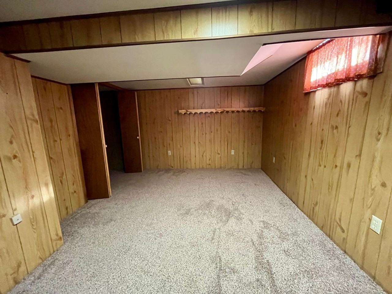806 Lake St - Photo 3 of 12