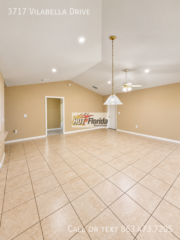 3717 Vilabella Dr - Photo 3 of 12