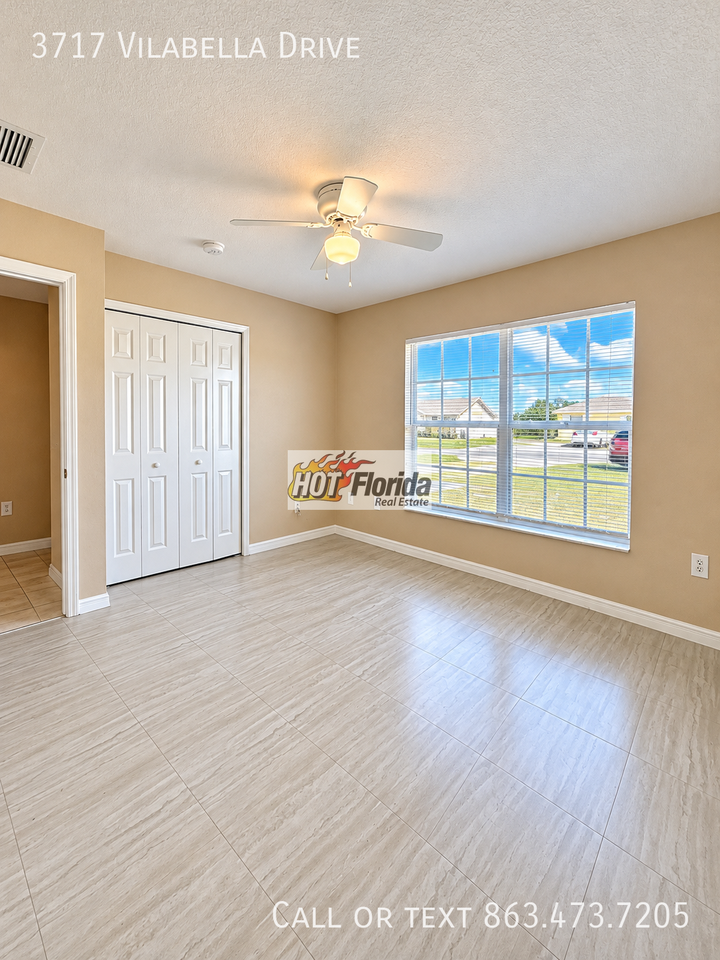 3717 Vilabella Dr - Photo 5 of 12
