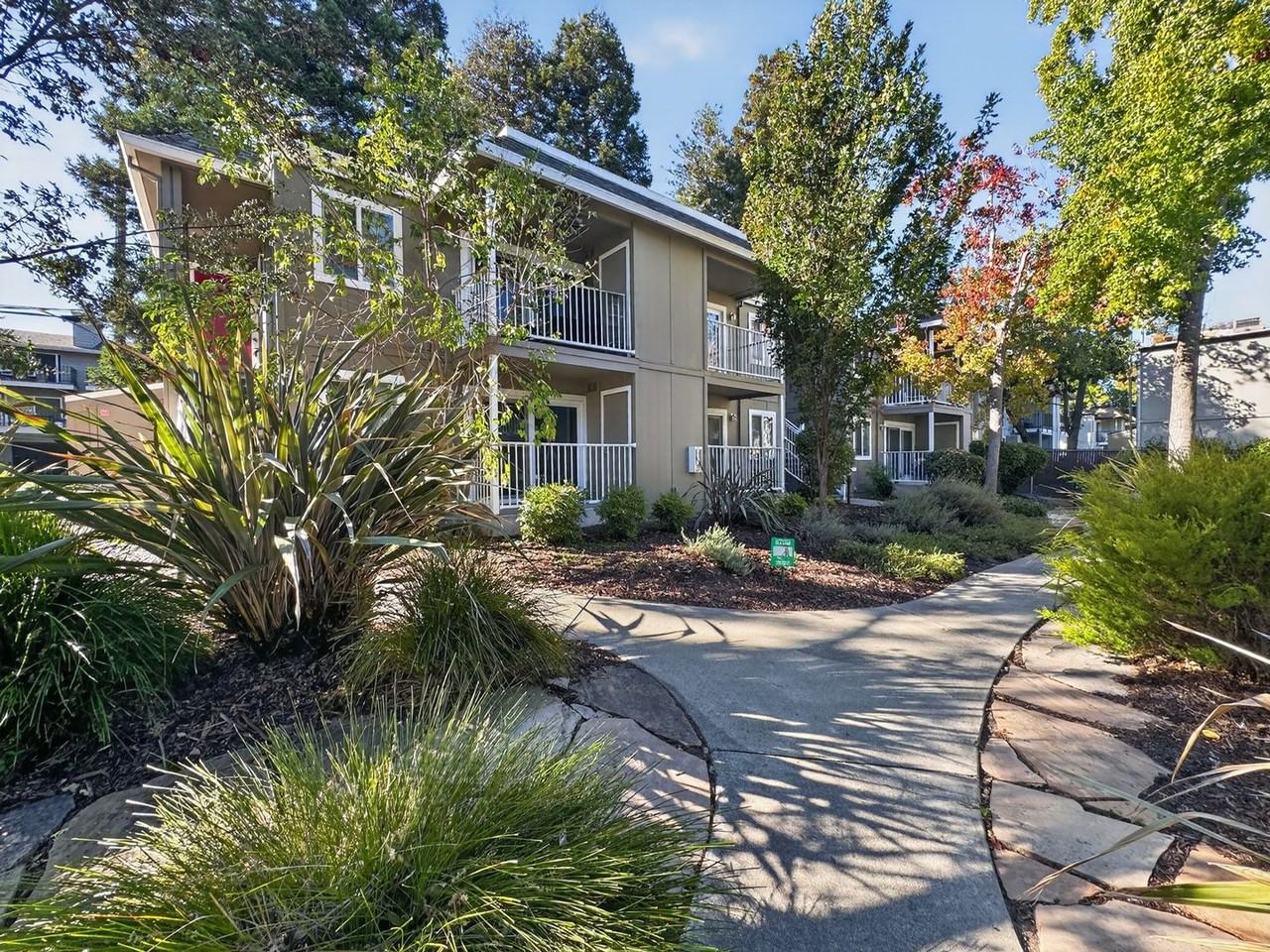 1578 Sunnyvale Ave #43 - Photo 4 of 25