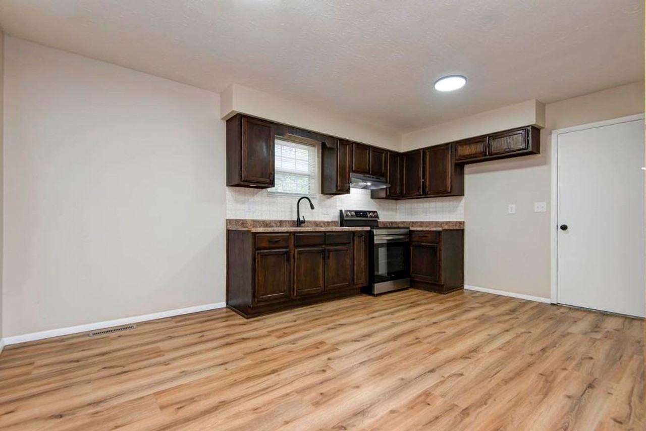 2727 W Nichols St - Photo 6 of 20