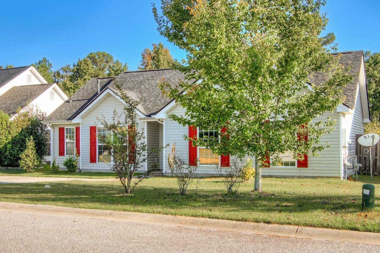 609 Creek Bottom Trl - Photo 3 of 34