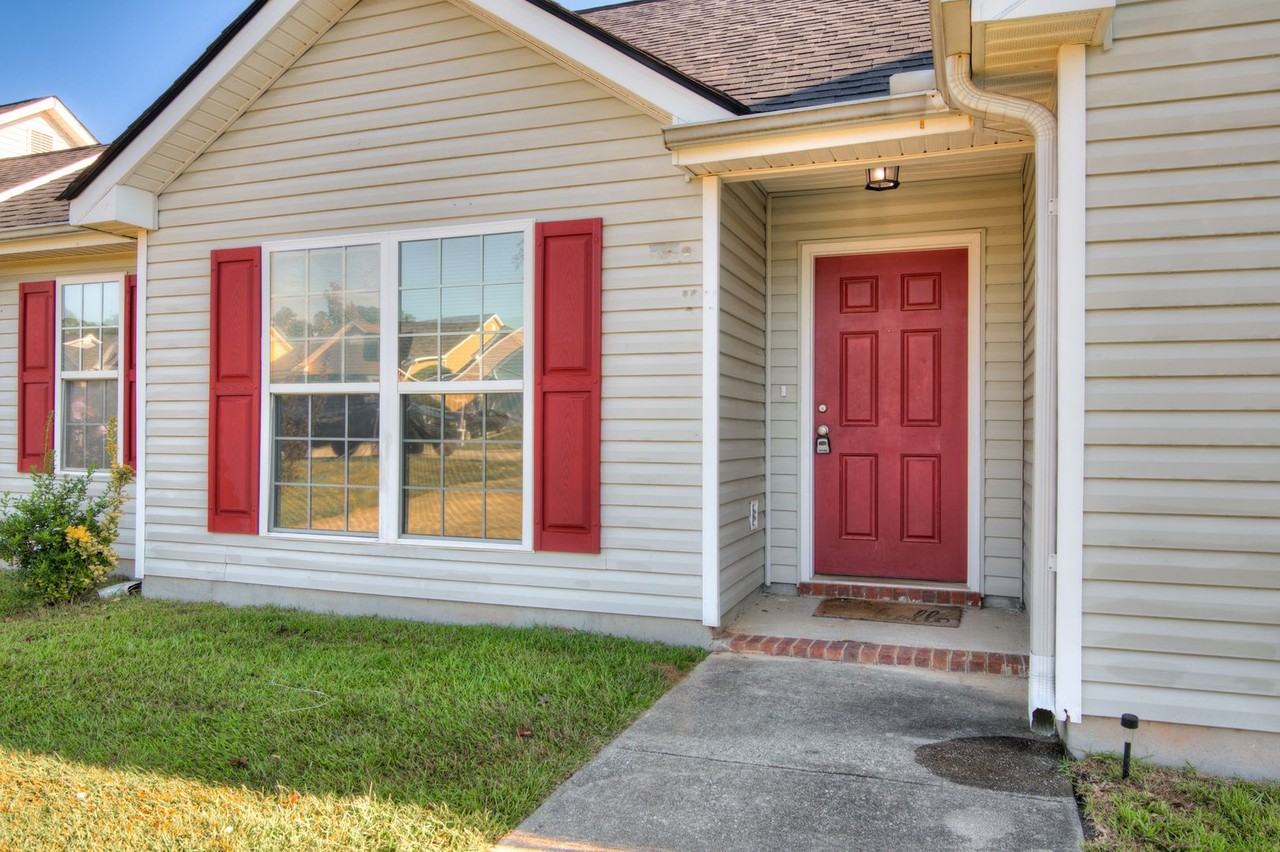 609 Creek Bottom Trl - Photo 4 of 34
