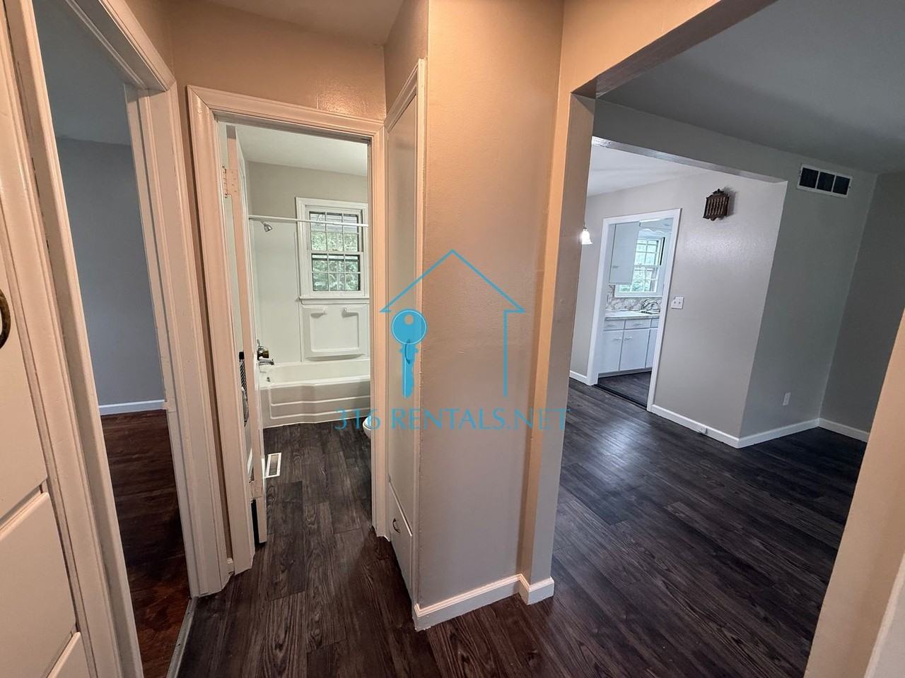 2925 E Pawnee St - Photo 5 of 16