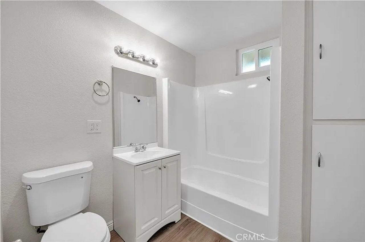 470 W Kimball Ave #6 - Photo 2 of 8
