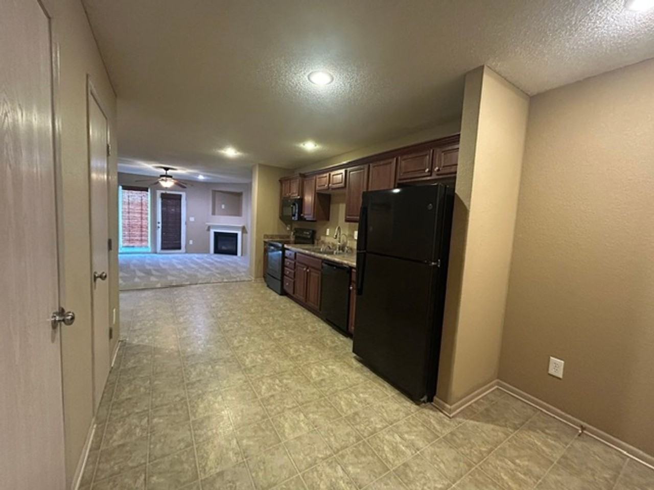 15437 Nw 123rd St - Photo 3 of 21