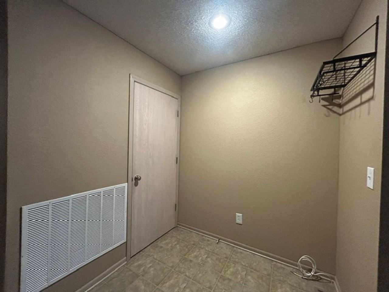 15437 Nw 123rd St - Photo 5 of 21