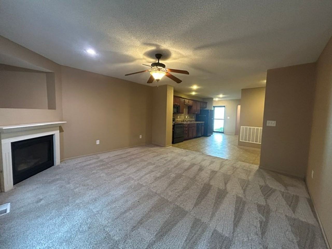 15437 Nw 123rd St - Photo 7 of 21