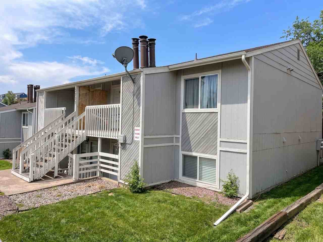2906 Straus Lane | Spacious 2 Bed / 1 Bath Apartments in Central Colorado Springs Location! - Photo 2 of 2