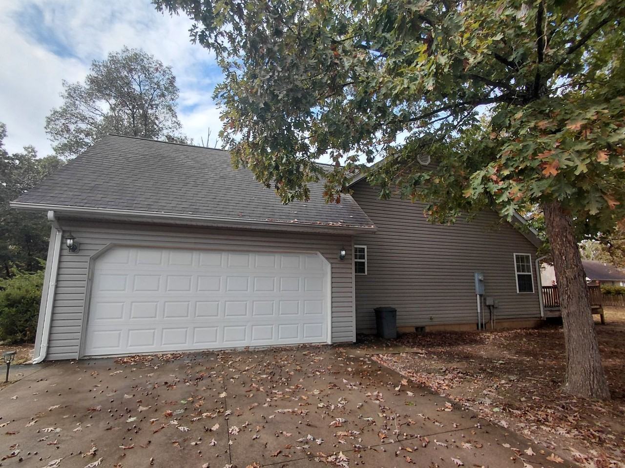 21094 Layla Rd - Photo 2 of 23