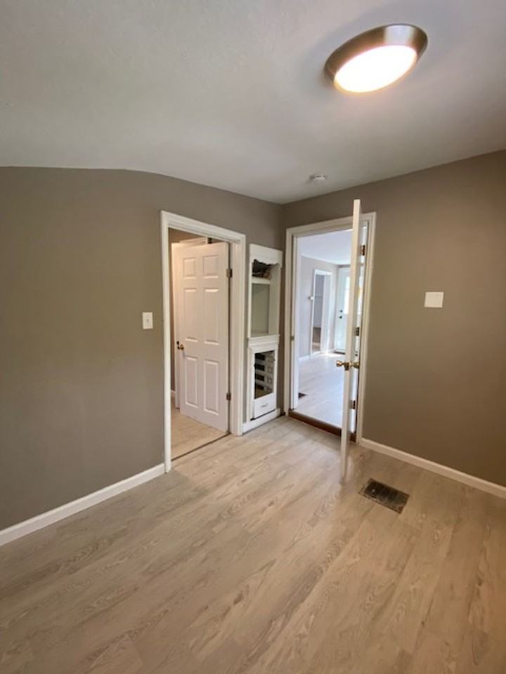 2506 Tibbitt St - Photo 5 of 8