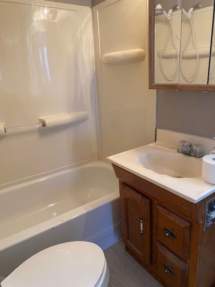 2506 Tibbitt St - Photo 6 of 8