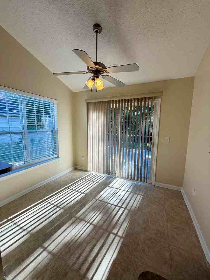8356 Tartan Ln - Photo 6 of 19