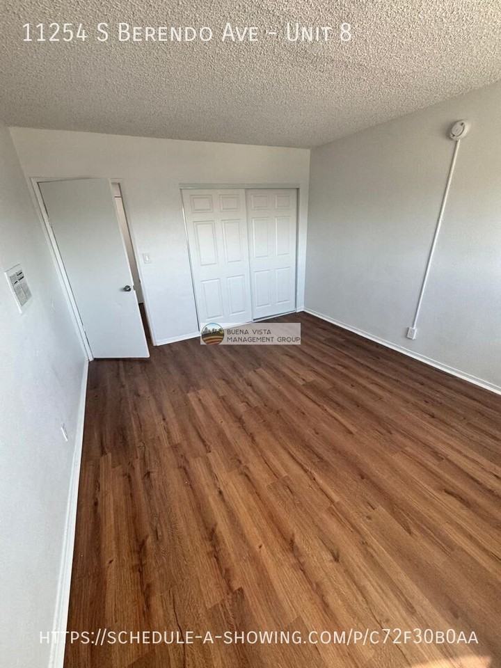 11254 Berendo Ave #8 - Photo 7 of 16