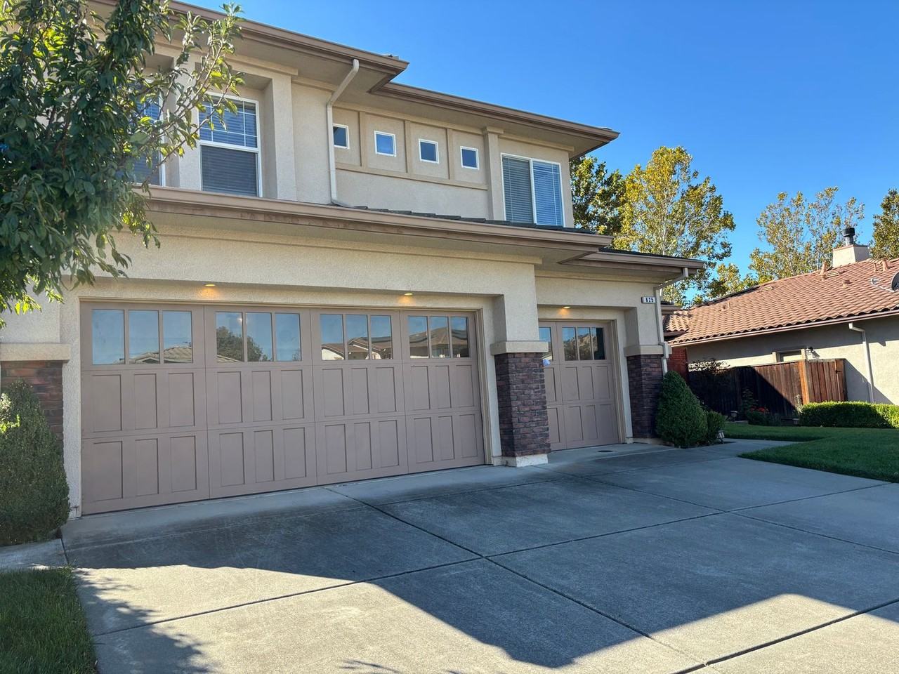 625 Emerald Hills Cir - Photo 3 of 50