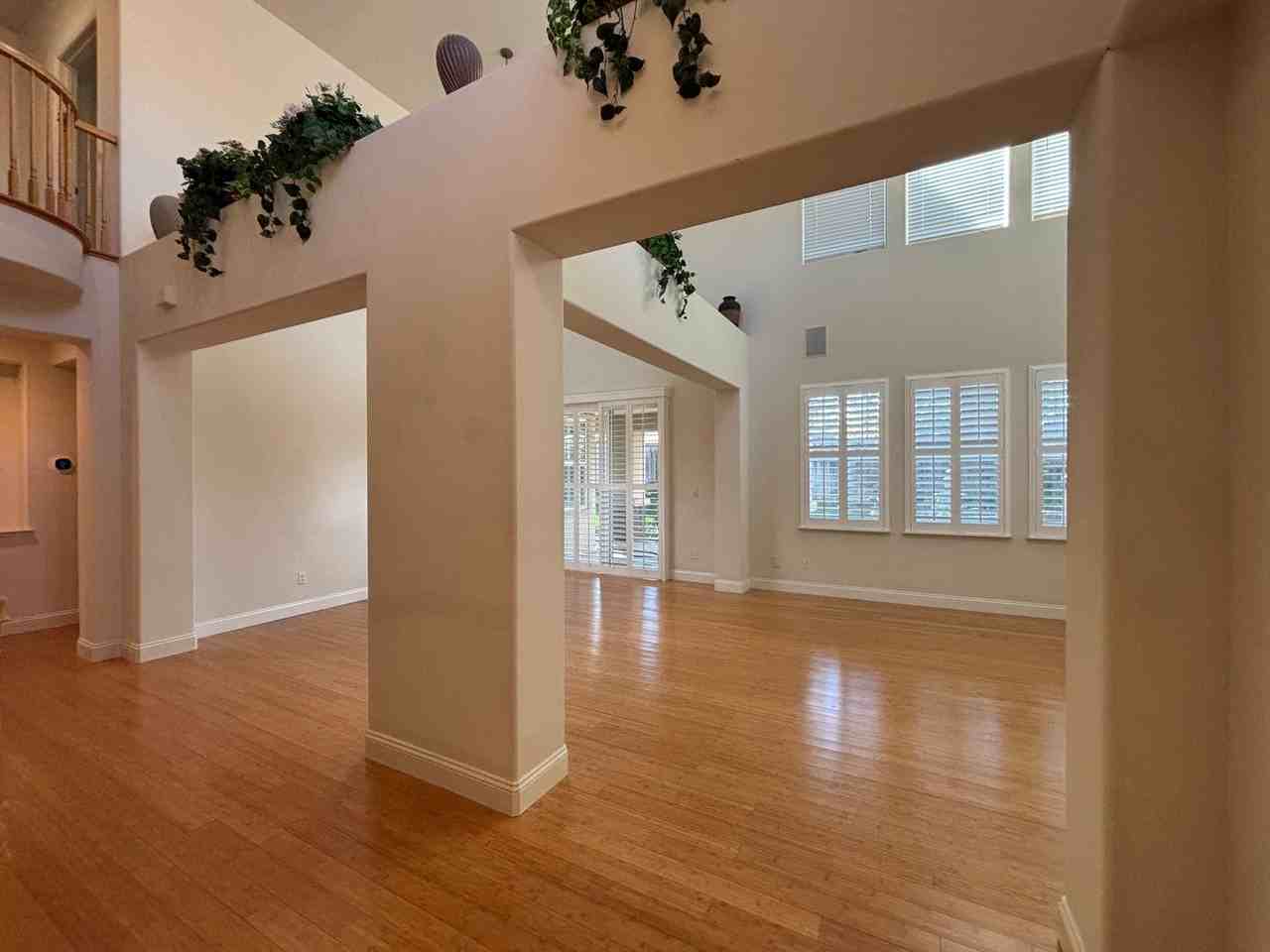 625 Emerald Hills Cir - Photo 6 of 50