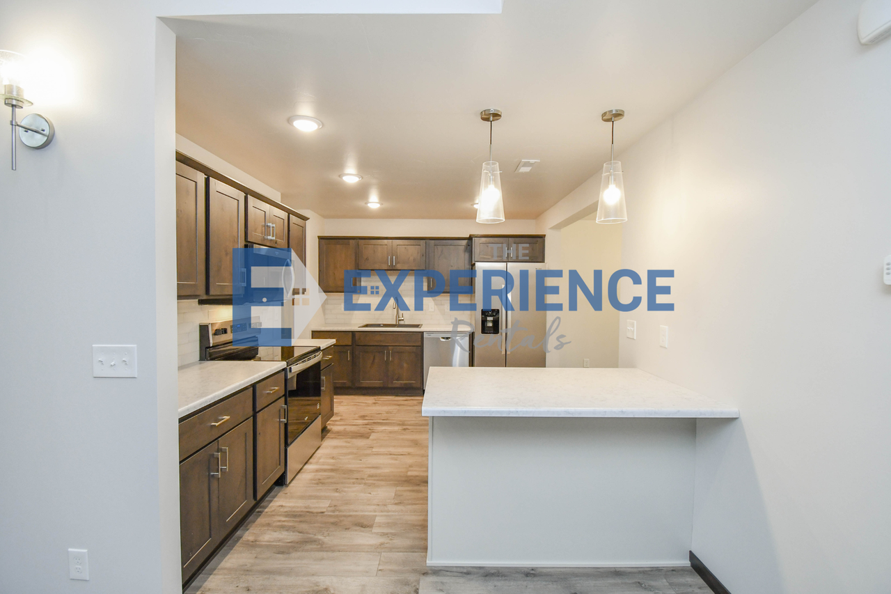 6125 S Bison Pl - Photo 5 of 41