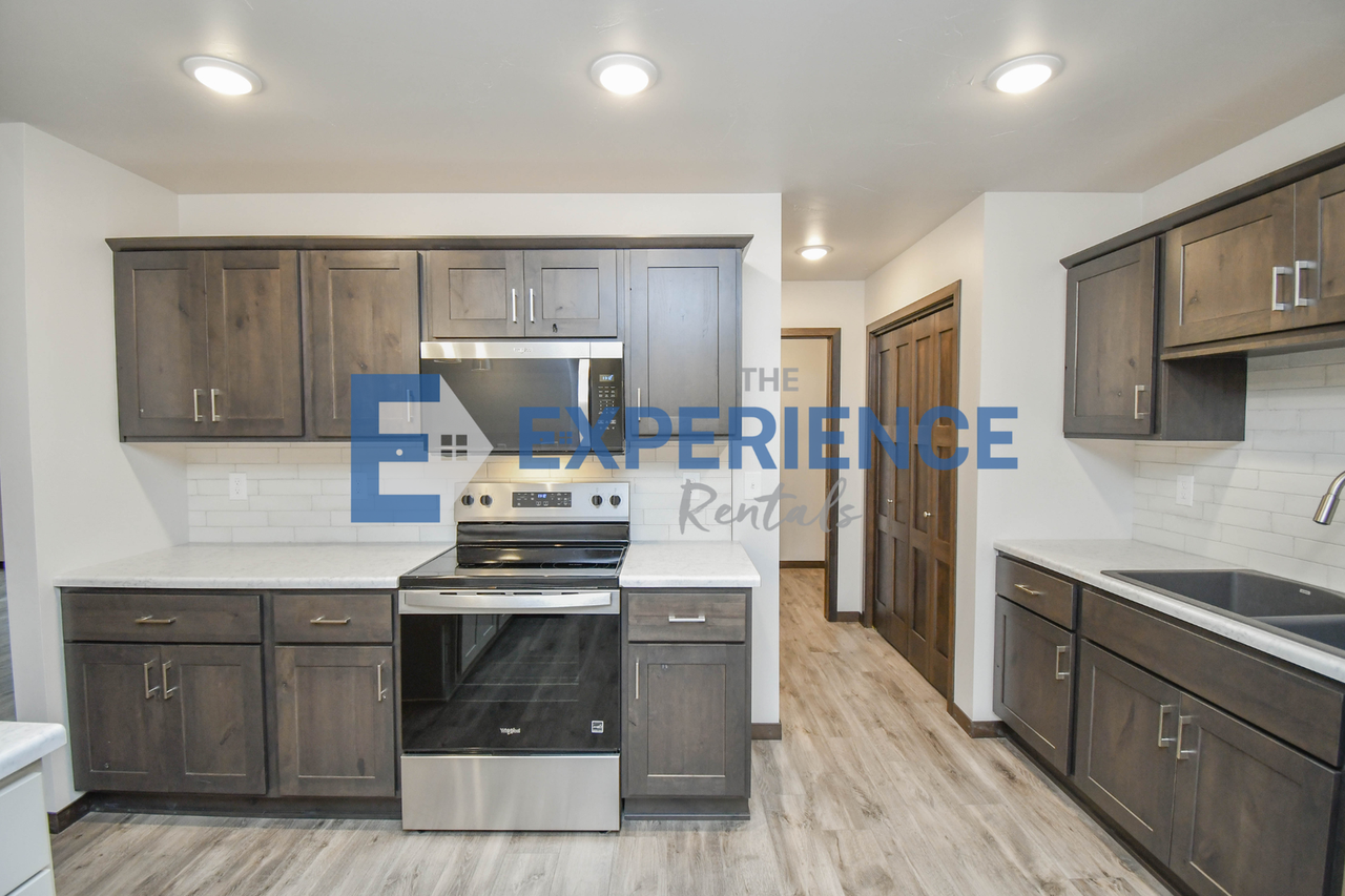 6125 S Bison Pl - Photo 7 of 41