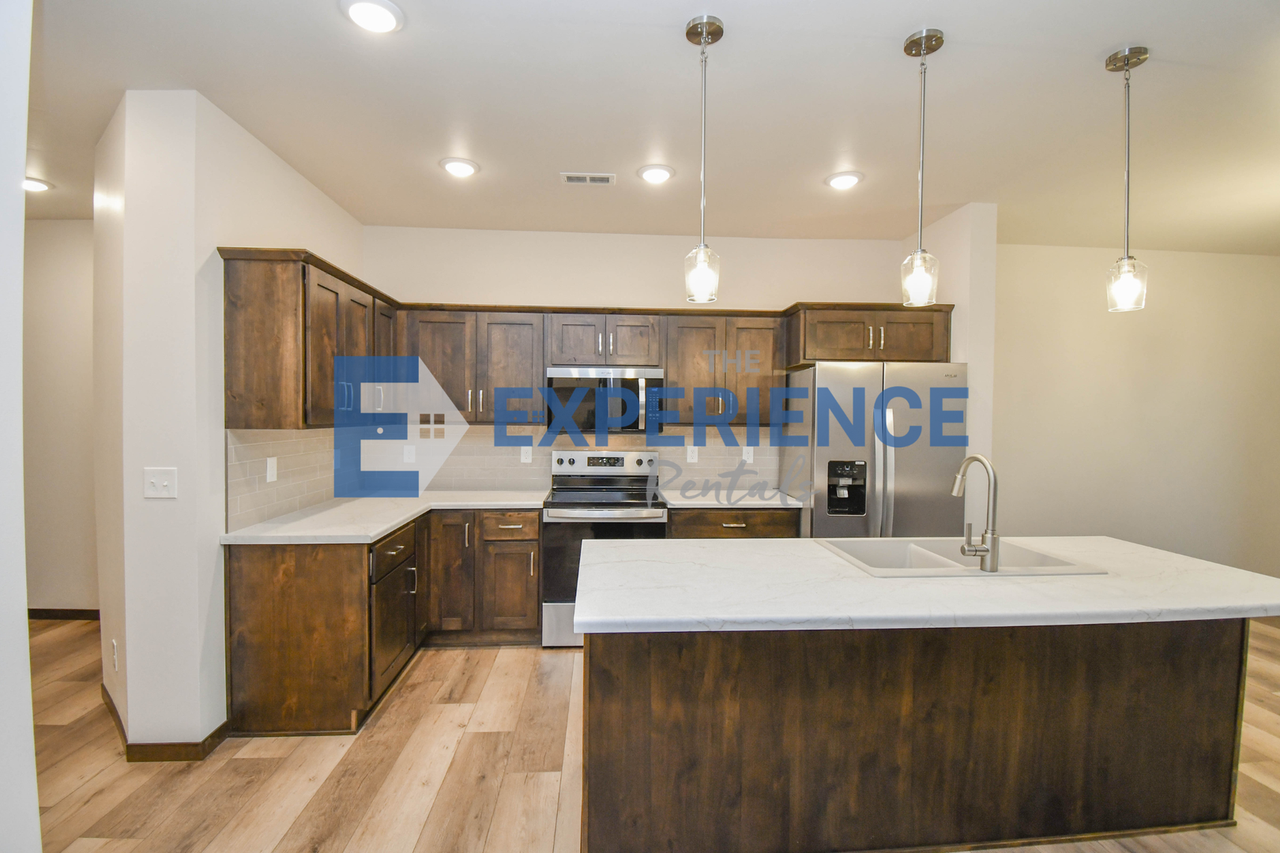 6146 S Bison Pl - Photo 6 of 40