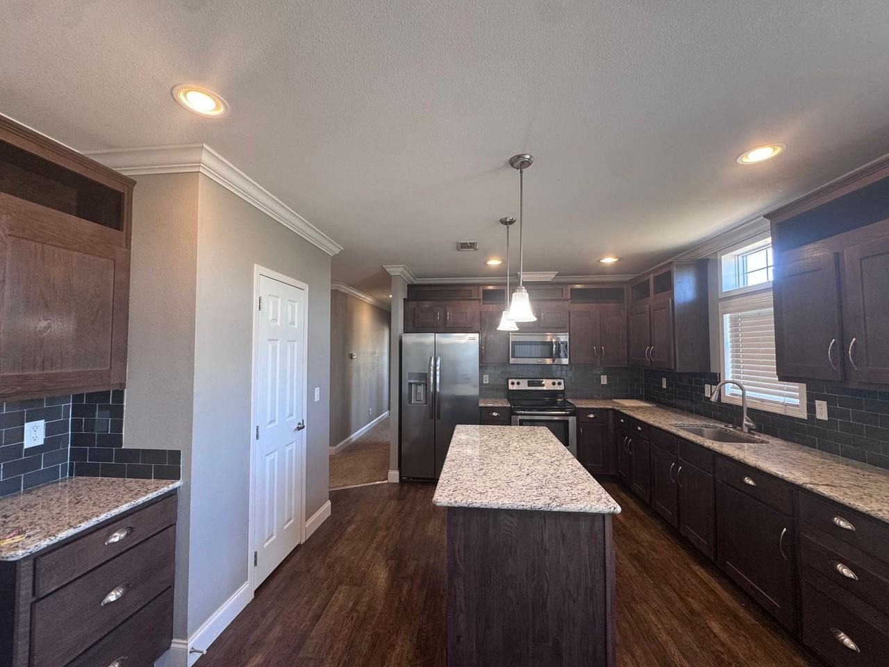 3761 Forest Trail Dr - Photo 5 of 28
