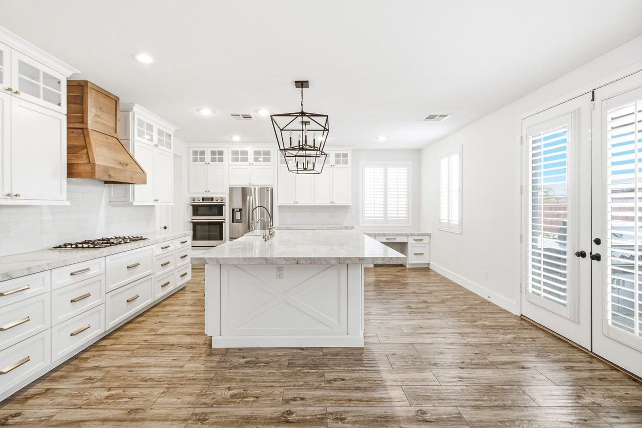 5434 Fawn Chase Way - Photo 3 of 36