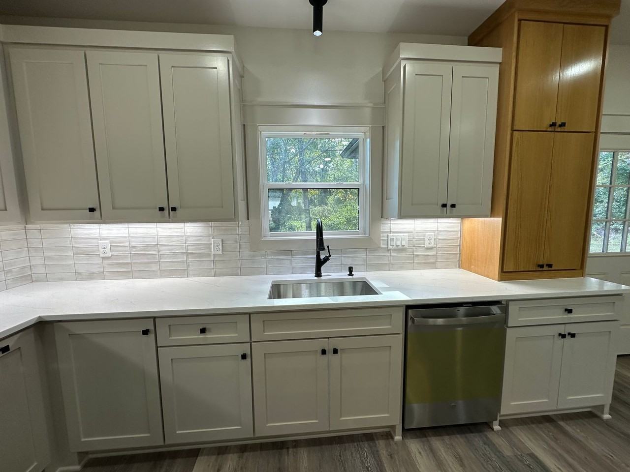115 Debra Dr - Photo 6 of 30