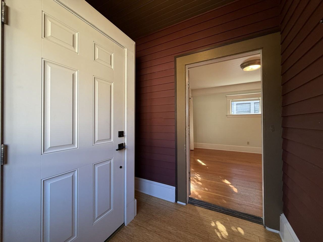 4927 Ne 32nd Pl - Photo 5 of 40