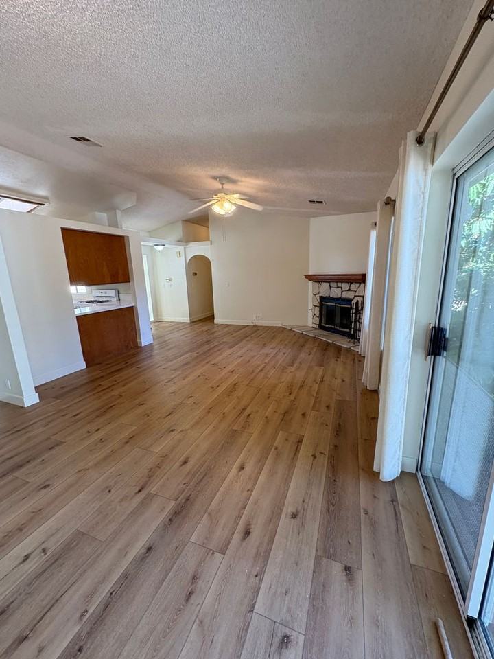 4250 Bradley Rd - Photo 6 of 41