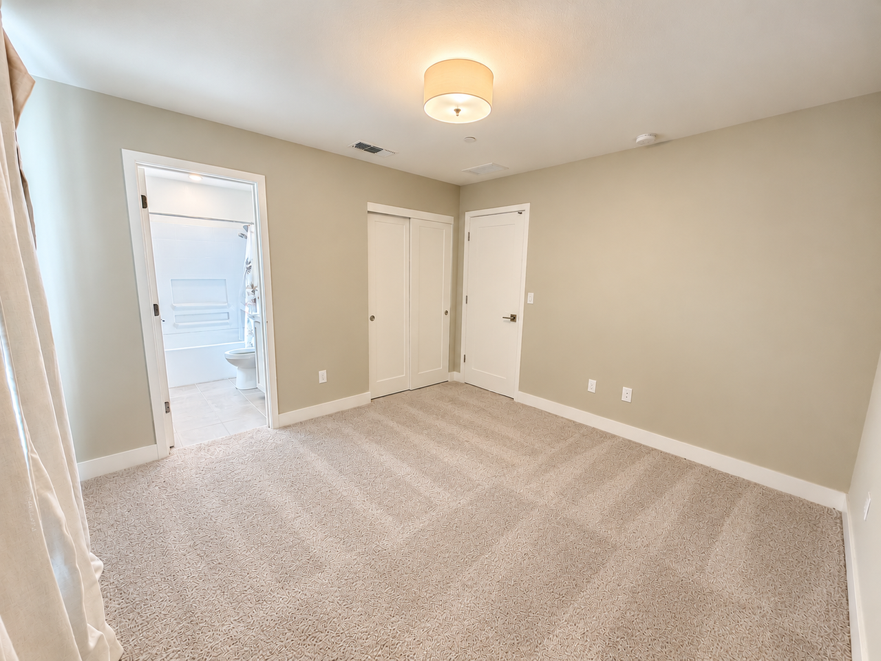 37901 Hickory St - Photo 6 of 11
