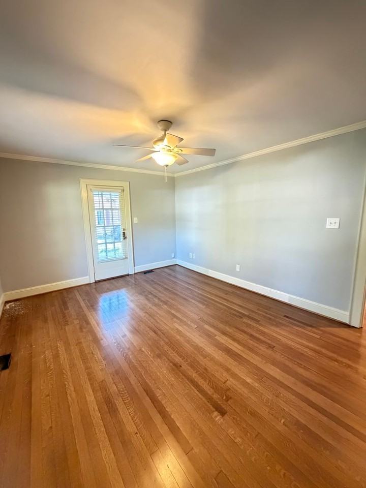 1546 W Davis St - Photo 2 of 14