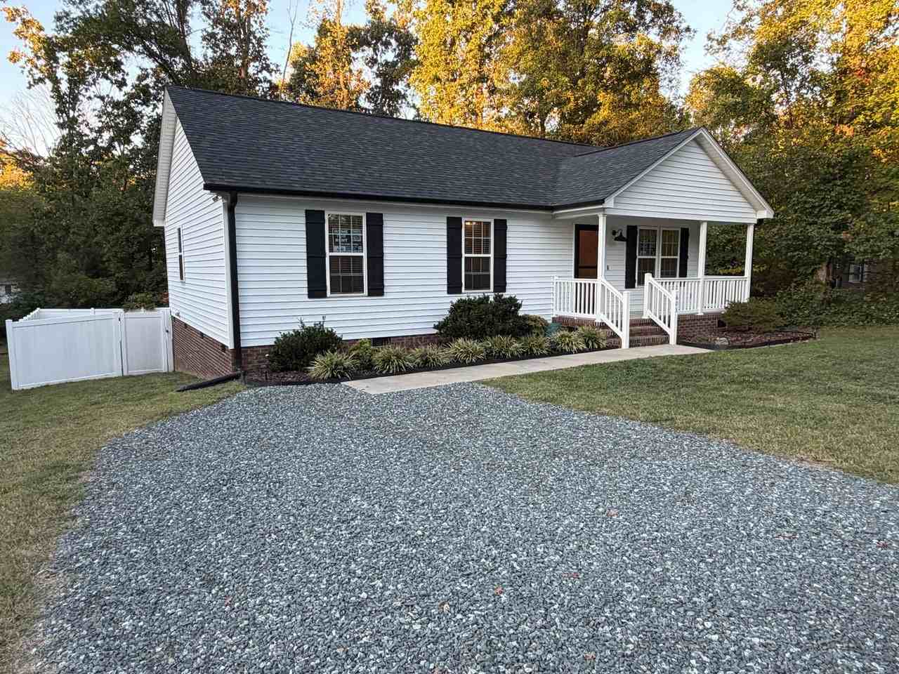 603 Broad St - Photo 2 of 26