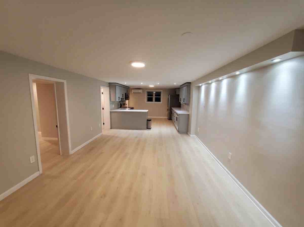 814 N Edgewood St #1B - Photo 6 of 17