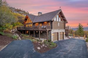 featured image of 6874 Saddle Ct