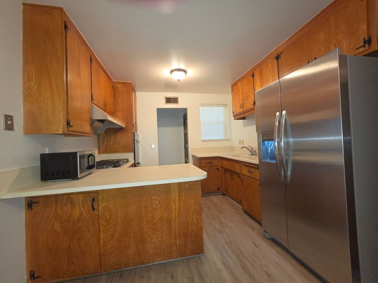 4002 Armstrong St - Photo 2 of 30
