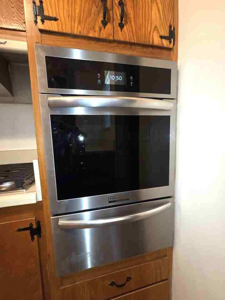 4002 Armstrong St - Photo 5 of 30