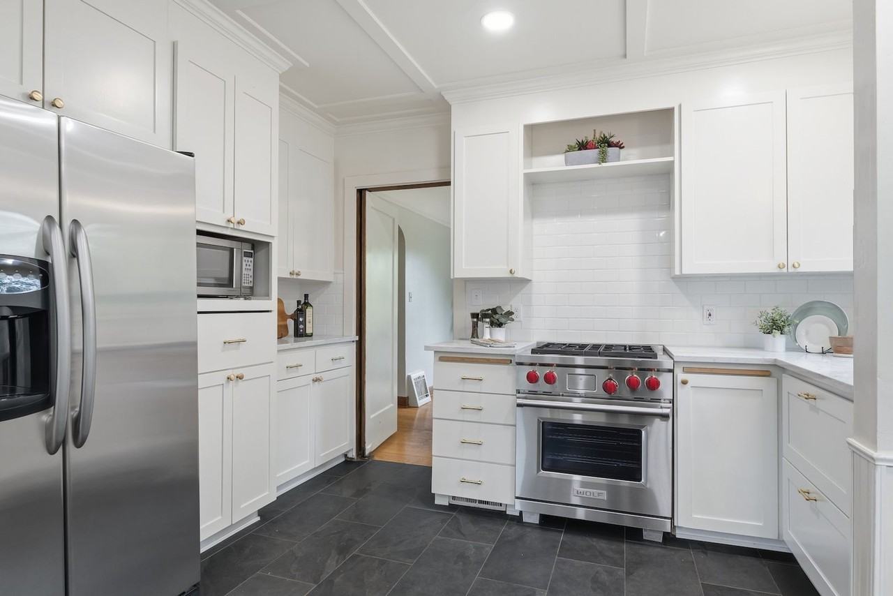 1560 28th Ave W - Photo 6 of 29