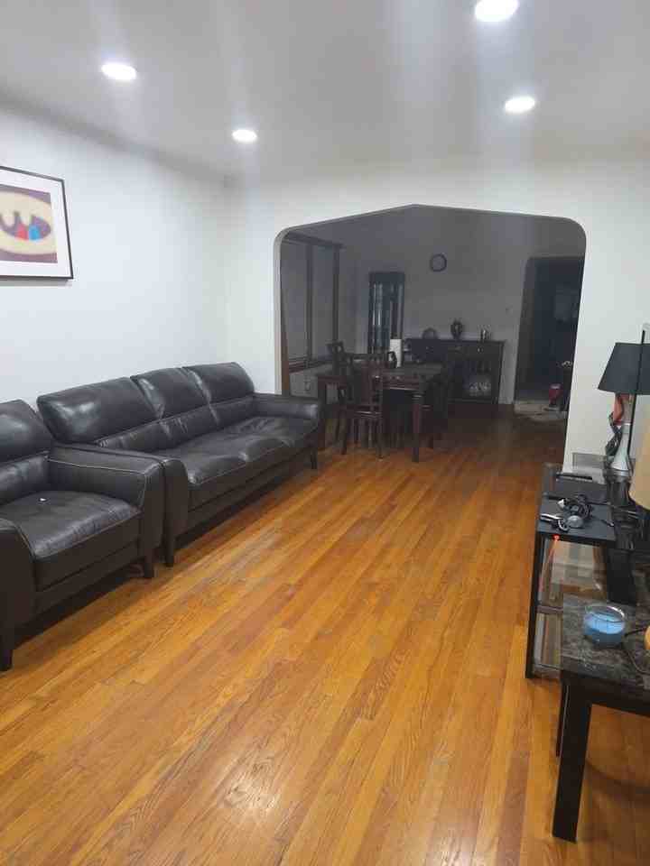 9024 S Utica Ave - Photo 3 of 12