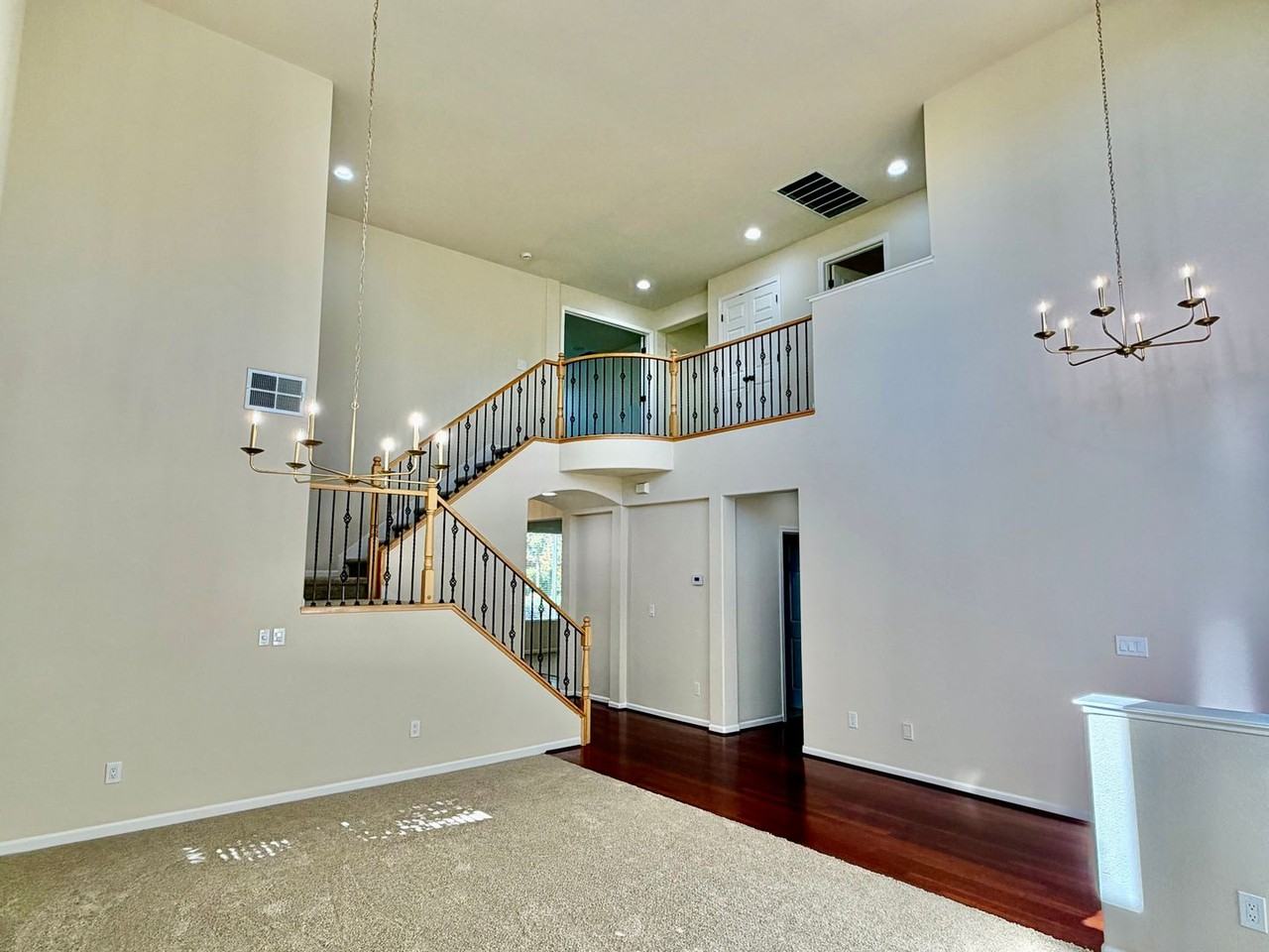 4446 Menaggio Way - Photo 3 of 33