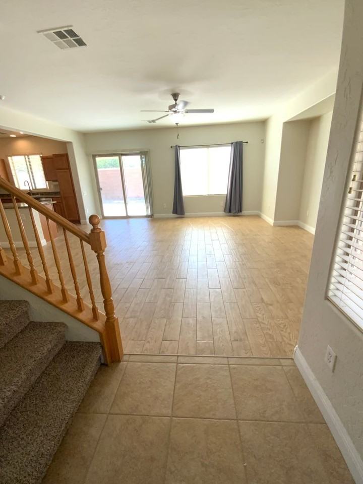 4457 Galapagos Ave - Photo 3 of 32